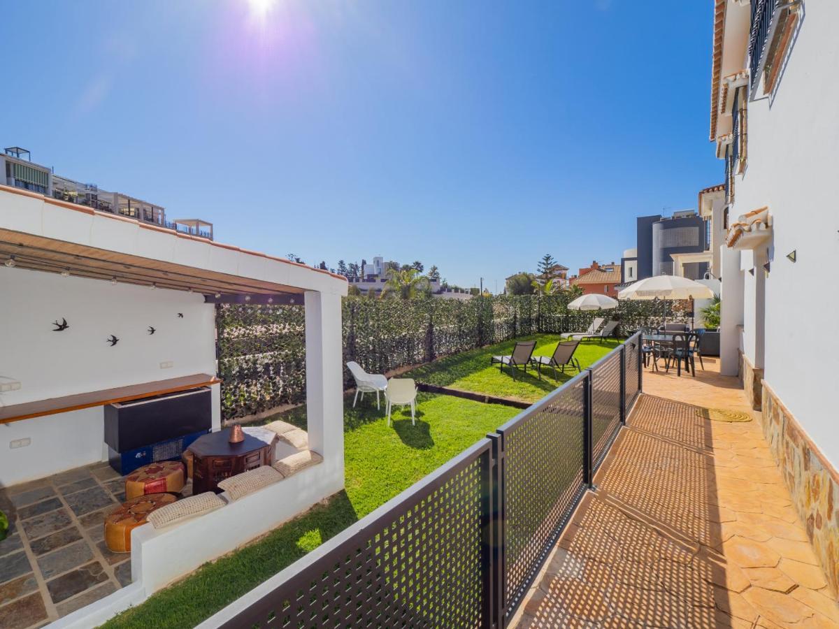 Cubo'S Hostal William'S Sunny 2 With Breakfast Torre de Benagalbon Exterior photo