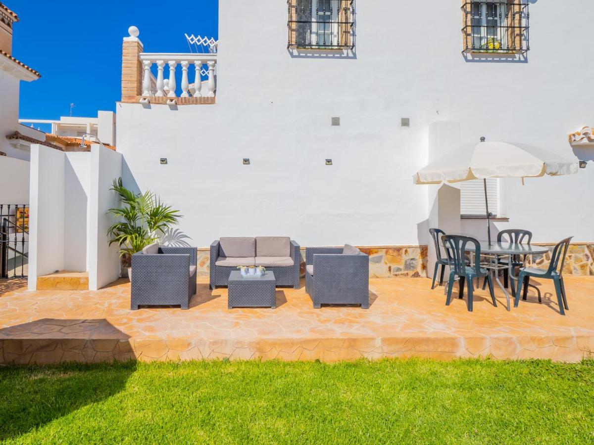 Cubo'S Hostal William'S Sunny 2 With Breakfast Torre de Benagalbon Exterior photo